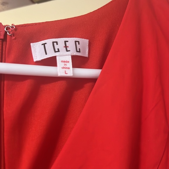 Size large new red romper - Picture 2 of 3